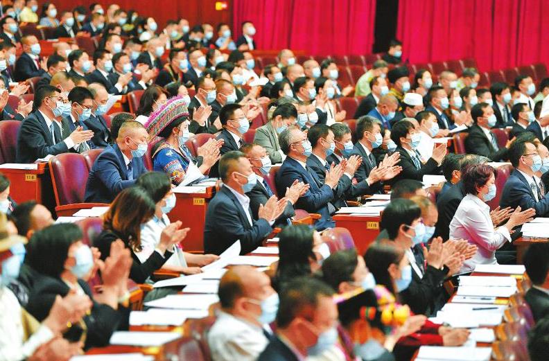 四川省十三屆人大三次會(huì)議掠影