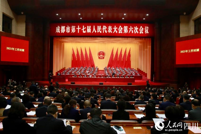 成都市十七屆人大六次會議現(xiàn)場。人民網(wǎng) 朱虹攝
