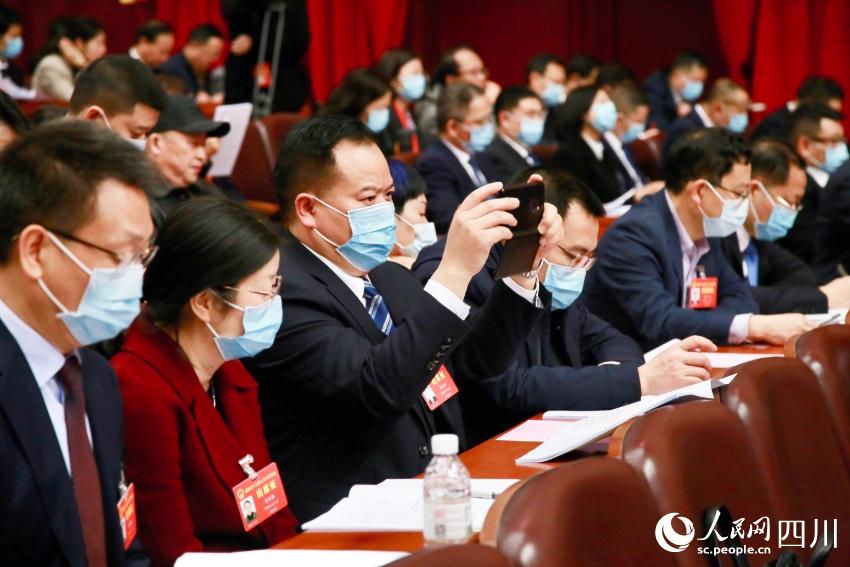 ɶʮߌ˴Ε(hu)hF(xin)W(wng) z