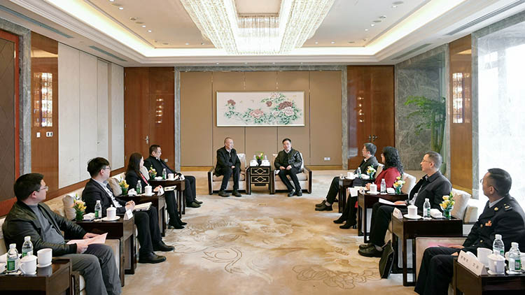 座談會現(xiàn)場。四川省稅務(wù)局供圖