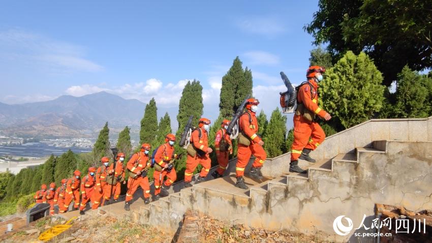 43֦֧(du)v(du)ԮˆTͬhCϾԮ(du)ˆT׿hɏ(zhn)V|ɽĹ_չybѲo(h)kДz