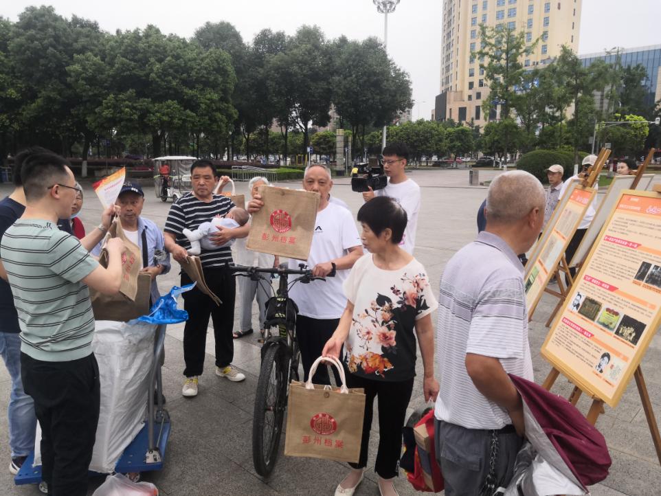 現(xiàn)場宣講。彭州市委宣傳部供圖