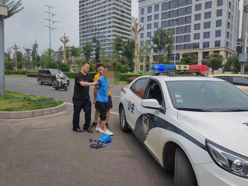 盜竊嫌疑人抓捕歸案。資陽(yáng)市公安局雁江區(qū)分局供圖