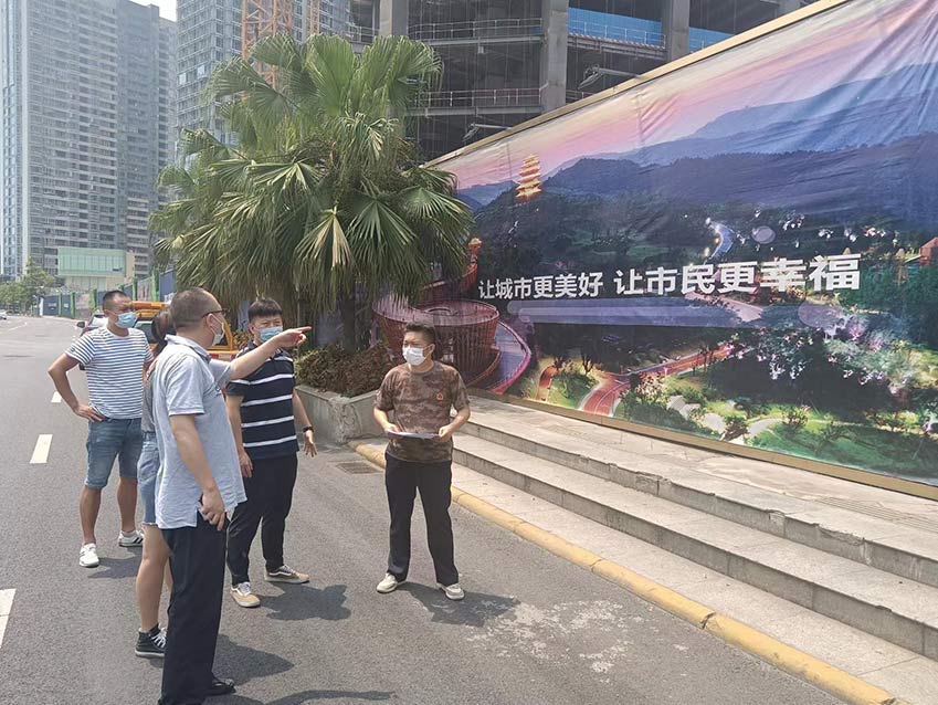 抓緊整改整治街區(qū)面貌。金牛區(qū)文明辦供圖