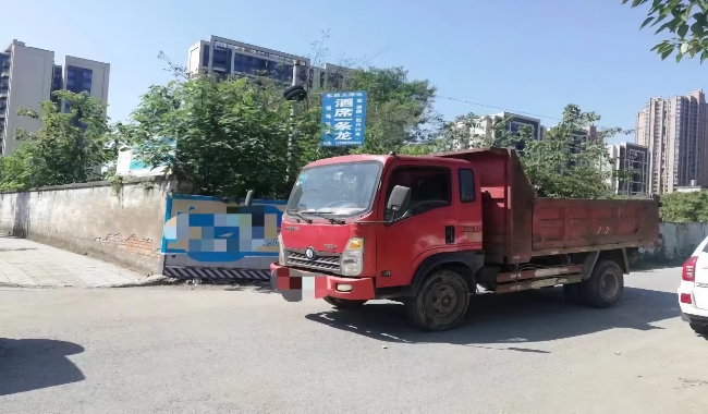 “變型拖拉機(jī)”。成都市農(nóng)業(yè)農(nóng)村局供圖