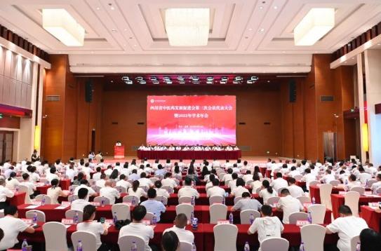 中醫(yī)藥社會(huì)組織要為中醫(yī)藥發(fā)展當(dāng)好“催化劑”