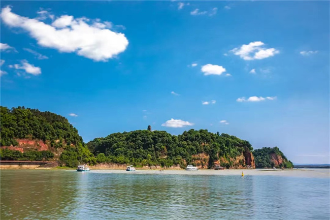 大美樂山。樂山市生態(tài)環(huán)境局供圖