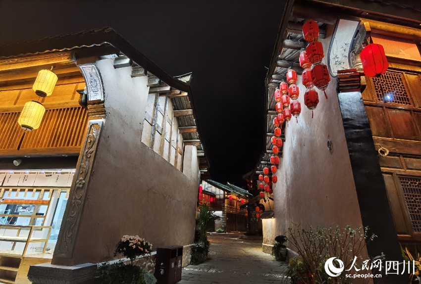 建昌古城“煥新”歸來。人民網(wǎng) 王洪江攝