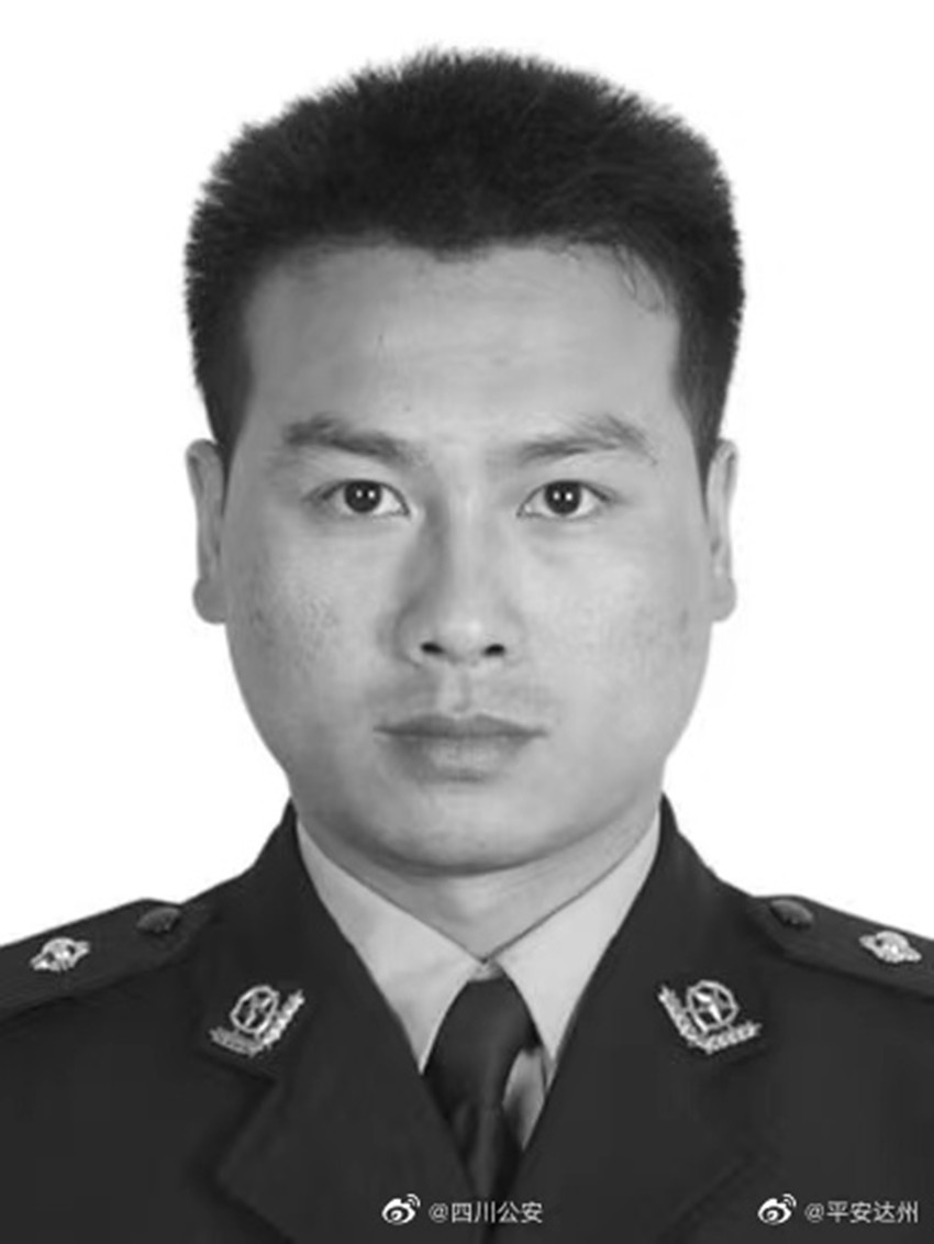 達(dá)州萬(wàn)源市公安局河口派出所所長(zhǎng)吳猛。四川省公安廳供圖