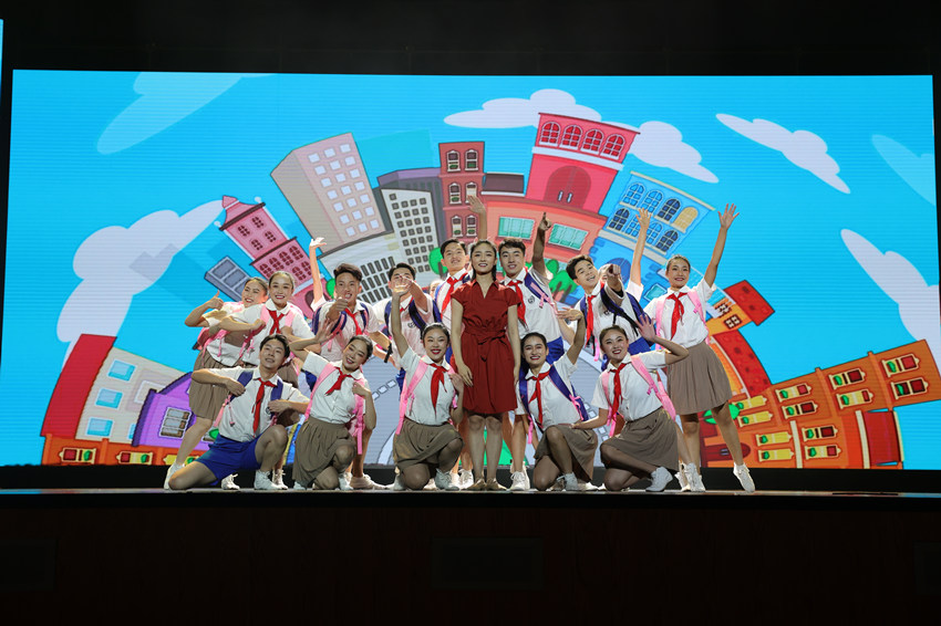 演出現(xiàn)場。四川省殘聯(lián)供圖