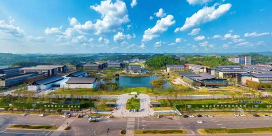 四川音樂(lè)學(xué)院資陽(yáng)臨空經(jīng)濟(jì)區(qū)校區(qū)（美術(shù)學(xué)院）。資陽(yáng)市委宣傳部供圖
