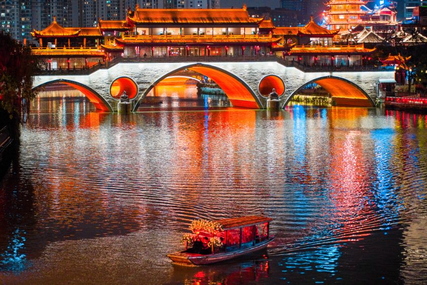 夜游錦江。錦江區(qū)委宣傳部供圖