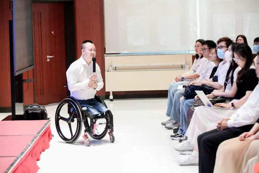 代國宏。四川省殘聯(lián)供圖