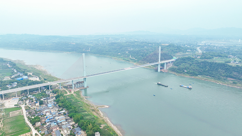 大橋建成后，惠及當(dāng)?shù)?0萬群眾。蜀道集團(tuán)供圖