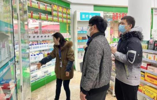蒲江縣開展定點(diǎn)零售藥店日常巡查