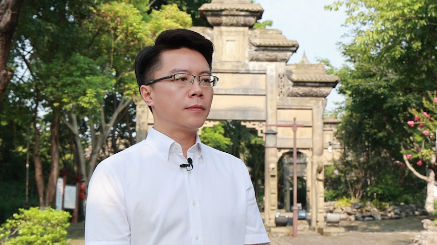 內(nèi)江隆昌市委副書記、市長任偉接受專訪。隆昌市文旅局供圖