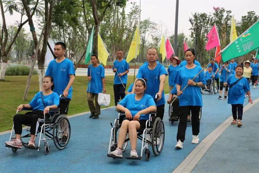 公園城市無障礙感知行。成都市殘聯(lián)供圖
