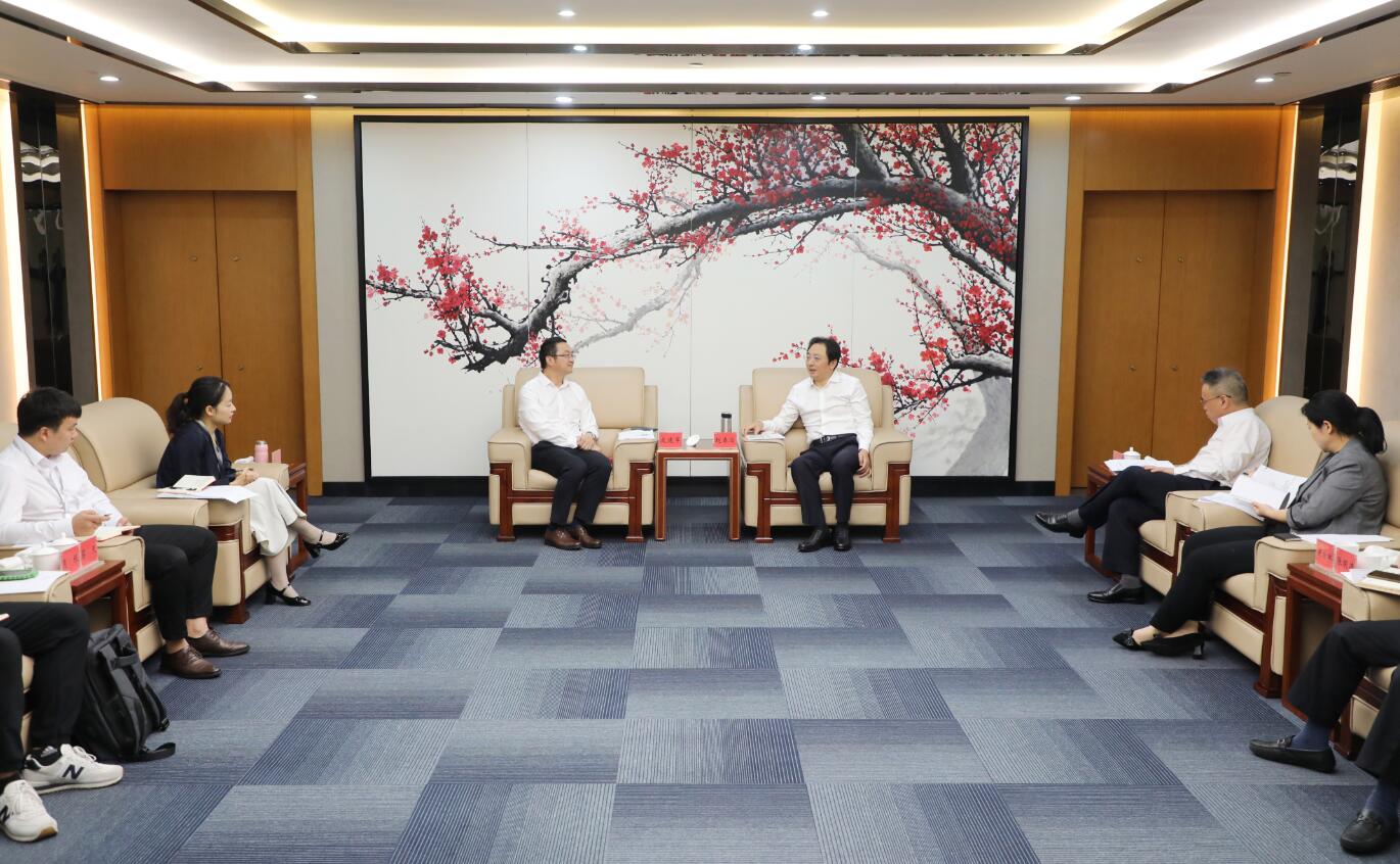 成華區(qū)委書記趙春淦會(huì)見成都融通產(chǎn)業(yè)鏈創(chuàng)新中心理事長(zhǎng)皮建軍