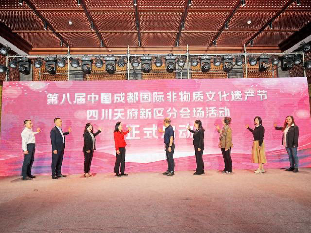 啟動儀式現(xiàn)場。