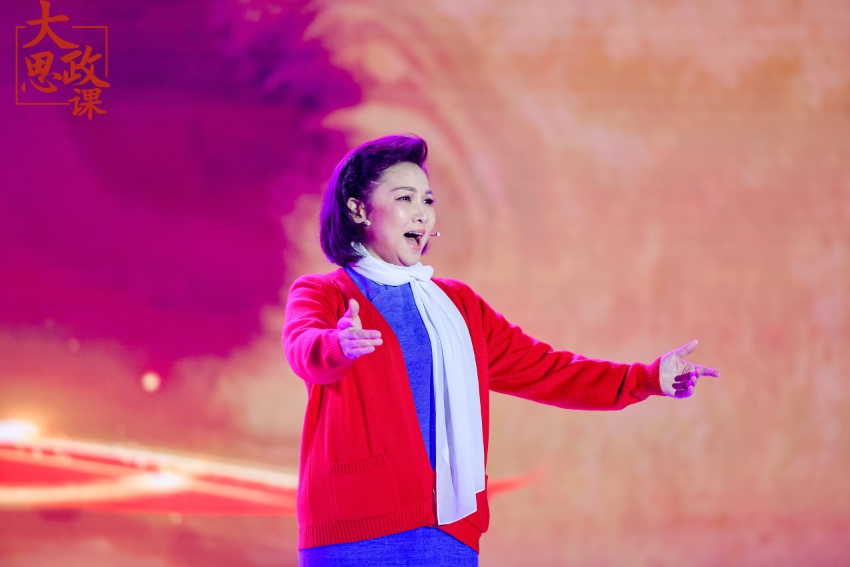 國(guó)家一級(jí)演員、第五代江姐飾演者王莉
