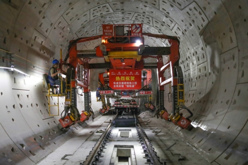 軌道交通資陽線短軌通現場。成都地鐵供圖