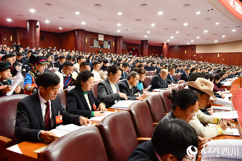大會現(xiàn)場。人民網(wǎng)記者 李平攝
