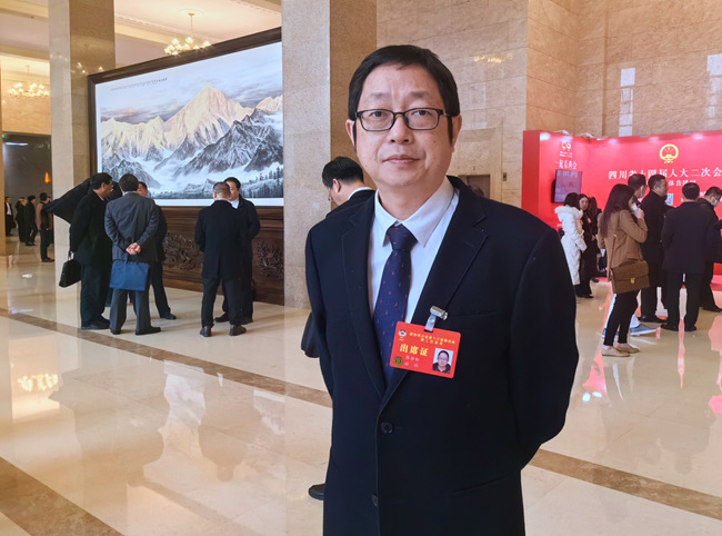 省政協(xié)委員陳佑松。受訪者供圖