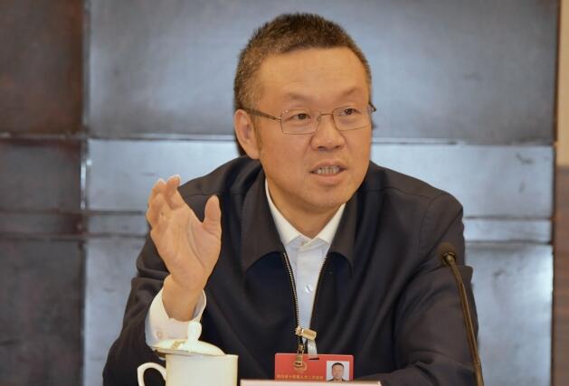 省人大代表潘必義：聚焦基礎(chǔ)設(shè)施建設(shè)省兩會(huì)期間，四川省人大代表，中國(guó)十九冶集團(tuán)有限公司黨委書記、董事長(zhǎng)潘必義接受了人民網(wǎng)專訪。