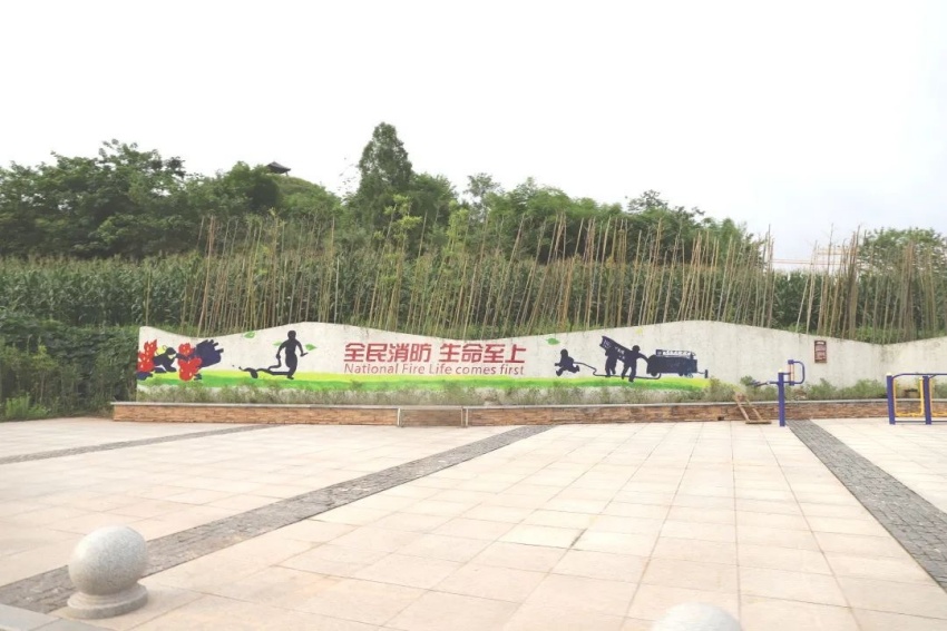 廣安市“消防主題彩繪墻”。廣安市消防救援支隊(duì)供圖