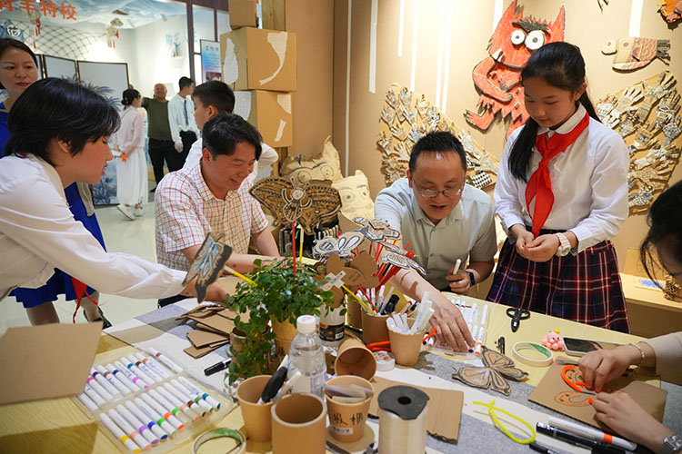 作品體驗(yàn)區(qū)。成都市清波小學(xué)校供圖