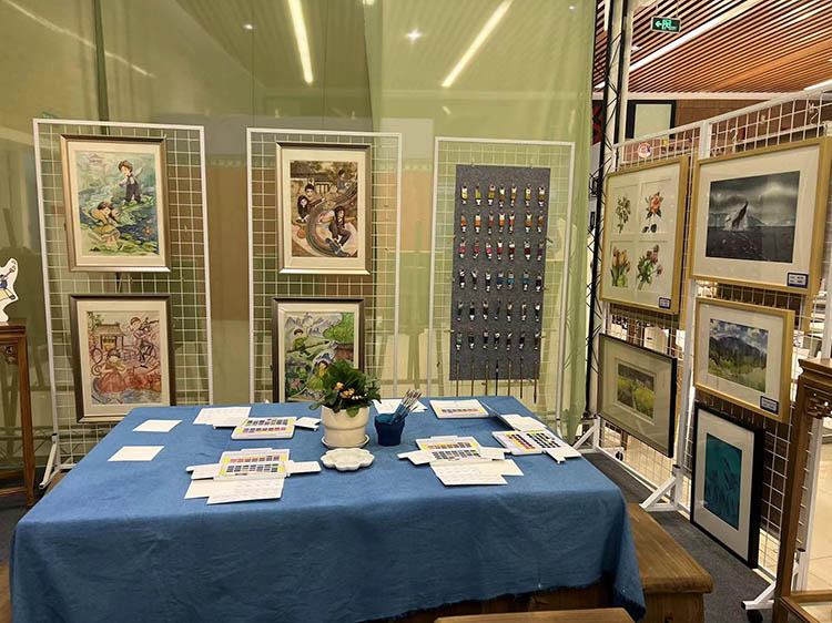 水彩工作坊作品展。成都市草堂小學(xué)供圖