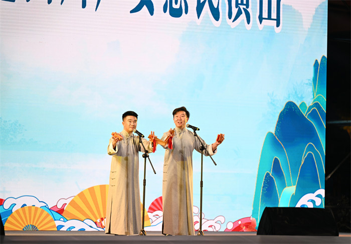 演出現(xiàn)場(chǎng)?？到?jǐn)z
