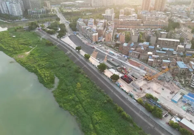 采用土壓+泥水雙模盾構(gòu)機下穿沱江。成都軌道集團供圖