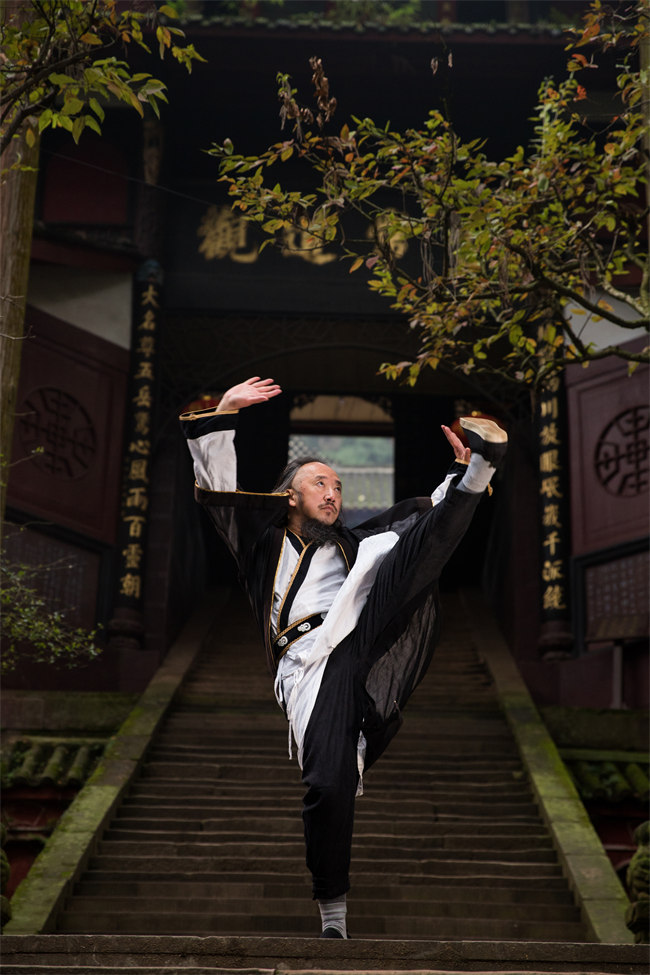 劉綏濱練習(xí)青城太極。劉綏濱供圖