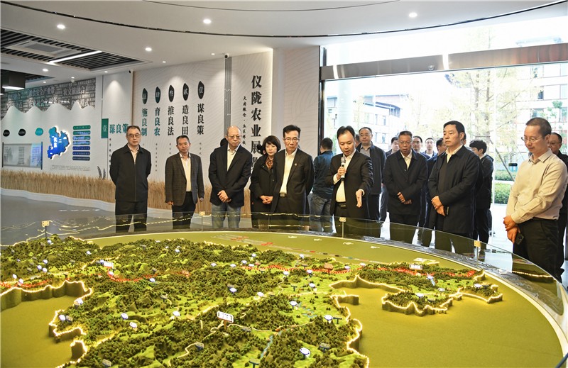 吳曉曦帶隊(duì)赴儀隴縣對接托底性幫扶工作