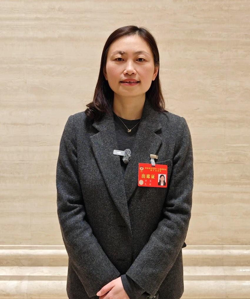 四川省政協(xié)委員黃慧。本人供圖