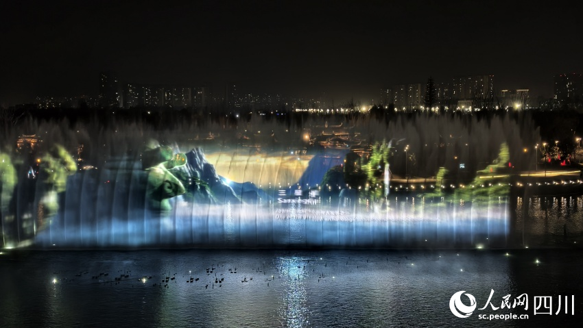 “浩渺星空”光影水秀。人民網(wǎng) 趙祖樂攝