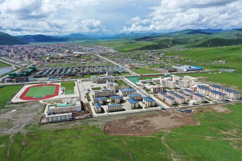 色達縣城區(qū)學校（園）布局。甘孜州教育和體育局供圖