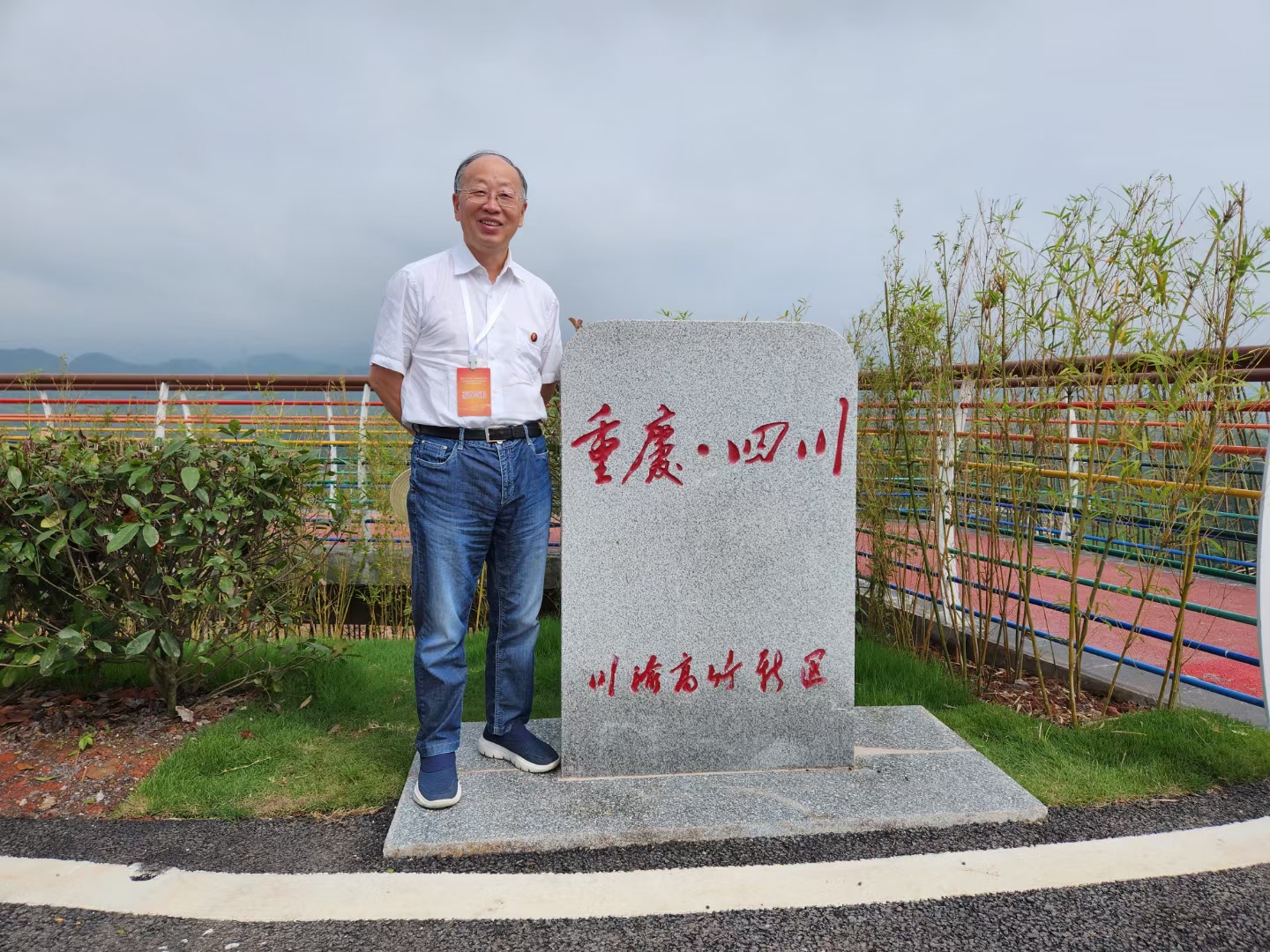 李后強在川渝高竹新區(qū)。李后強供圖