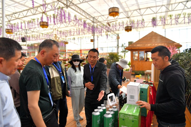 “阿壩造”走向全國(guó)市場(chǎng)。阿壩州委宣傳部供圖