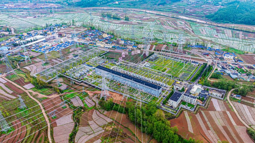 2025年4月22日，正在進(jìn)行施工改造的普提500千伏變電站。曹頎攝