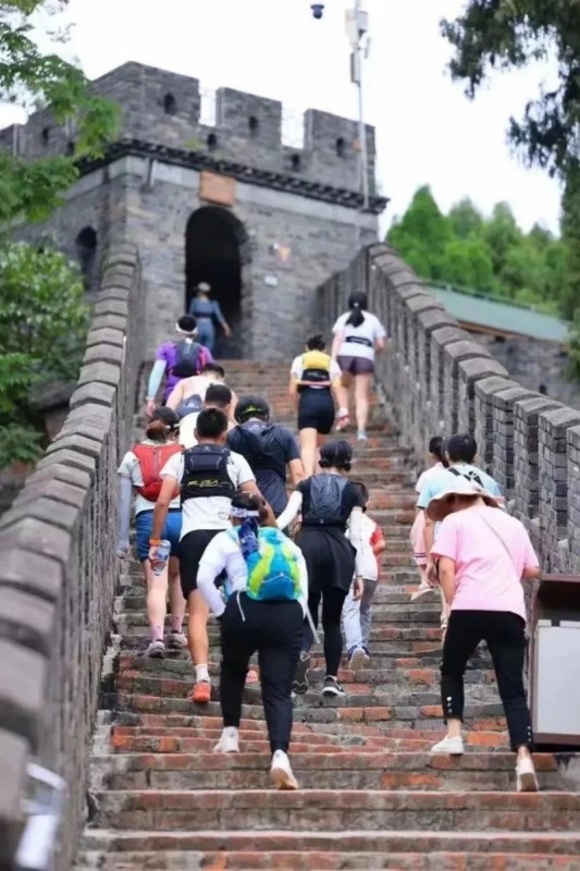 登金龍長城。成都市文廣旅局供圖