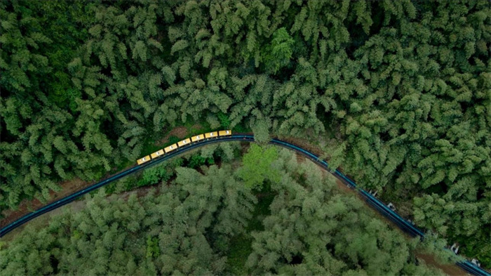 川西竹海的齒軌登山小火車。成都文旅集團(tuán)供圖