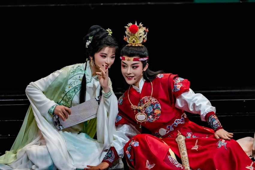 何青青在越劇《我的大觀園里》飾演林黛玉。受訪者本人供圖