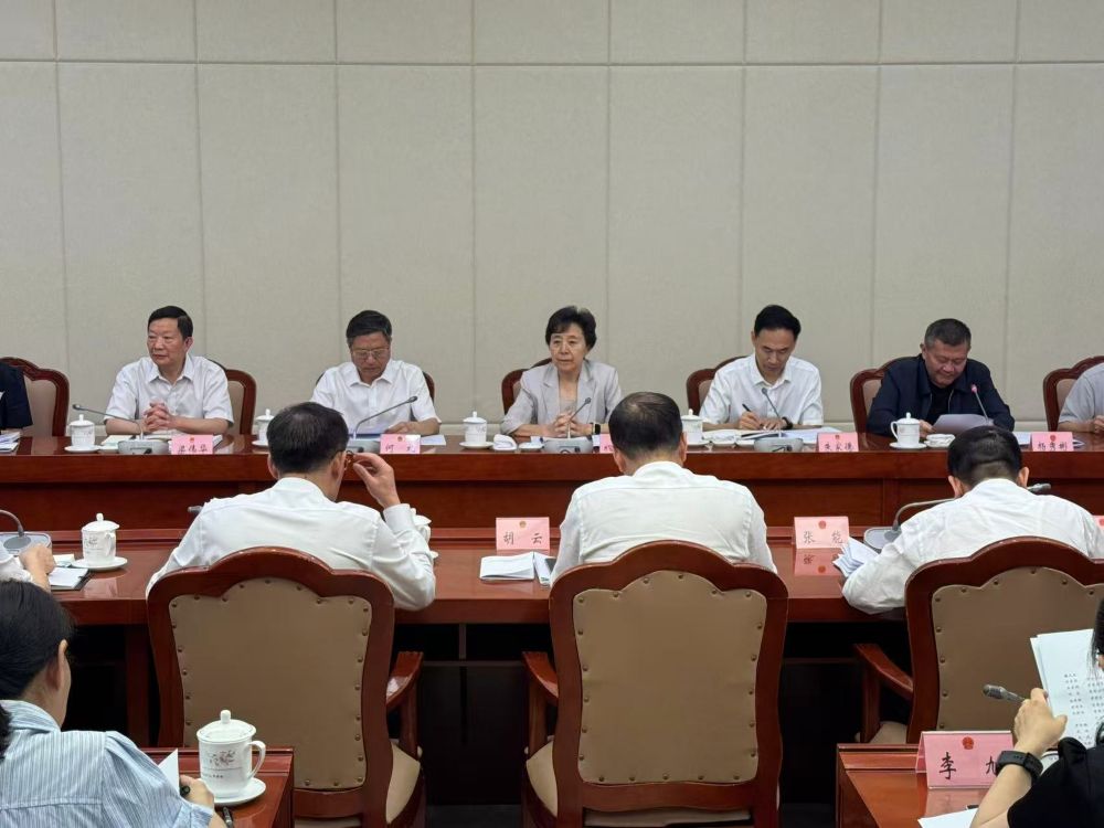 會議現(xiàn)場。崔熙滟攝