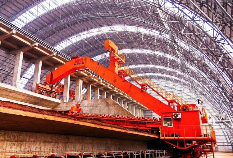 達(dá)鋼新廠區(qū)智能生產(chǎn)場景。達(dá)州市稅務(wù)局供圖