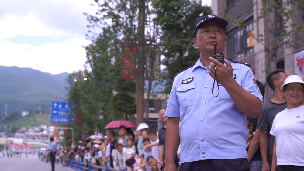 吉布木且生前工作照。涼山公安供圖