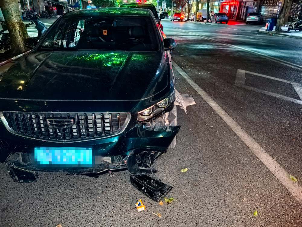 嫌疑人駕駛的車輛。宜賓公安供圖