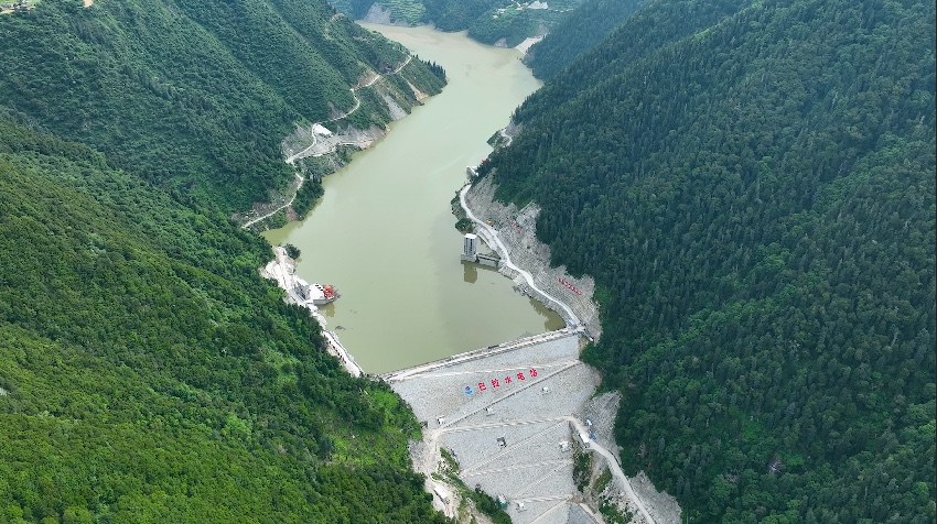 航拍巴拉水電站。四川足木足河流域水電開發(fā)有限公司供圖