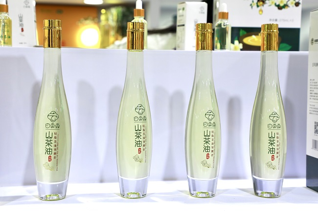 參展的優(yōu)質(zhì)農(nóng)特產(chǎn)品。鄭楊供圖